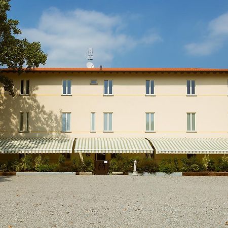 La Viscontina Villa Somma Lombardo Bagian luar foto